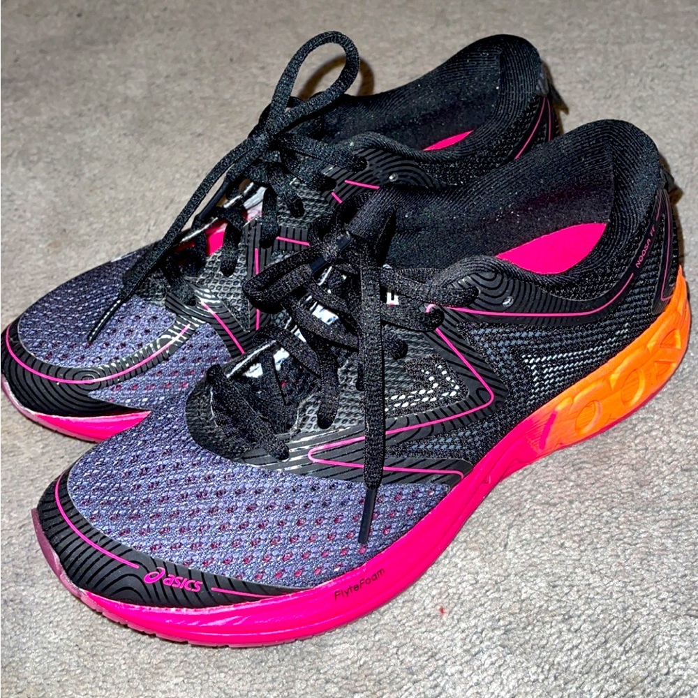 ASICS Sneakers